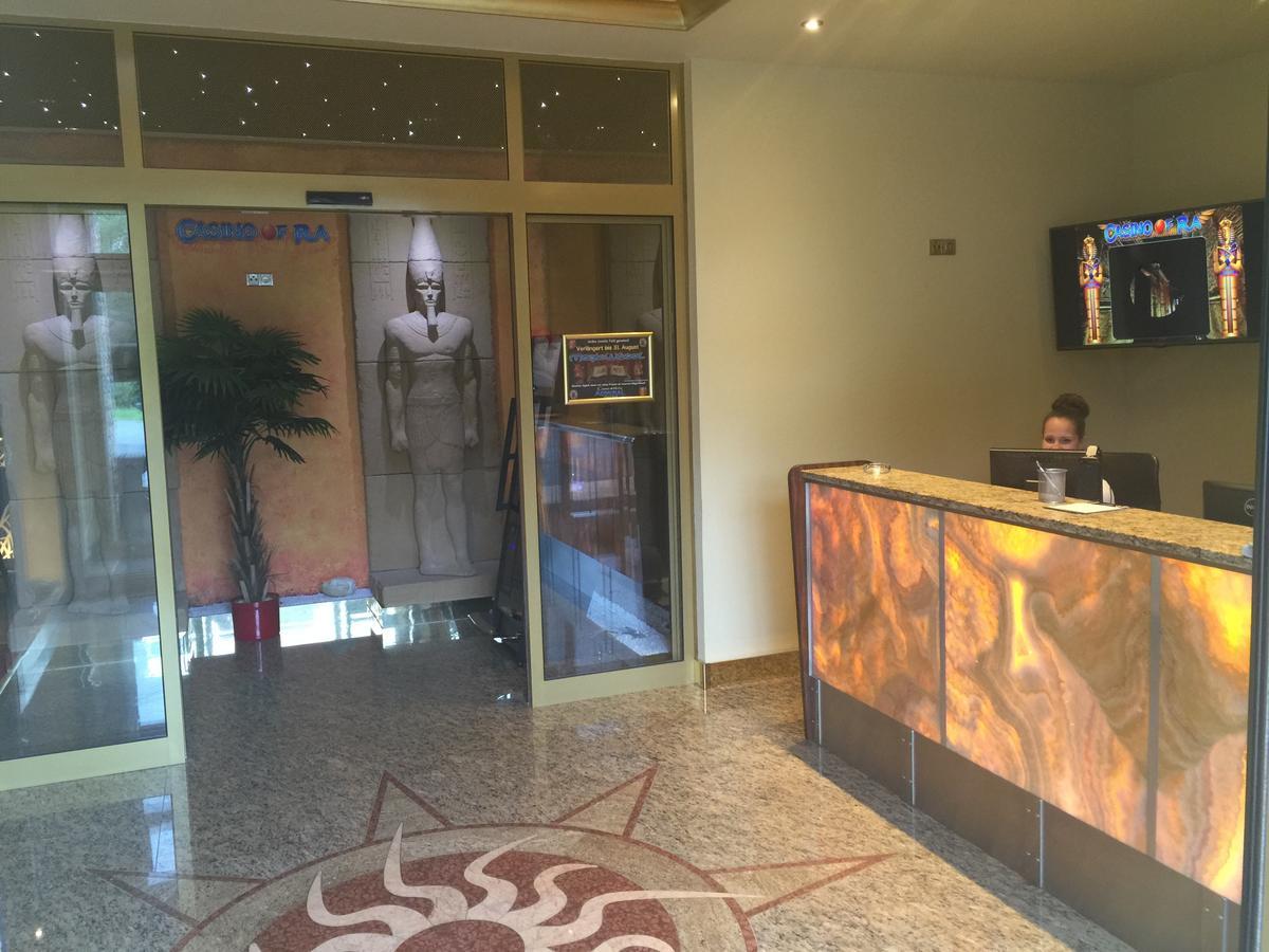 斯特拉兹尼海军上将赌场酒店 斯特拉日尼 外观 照片
