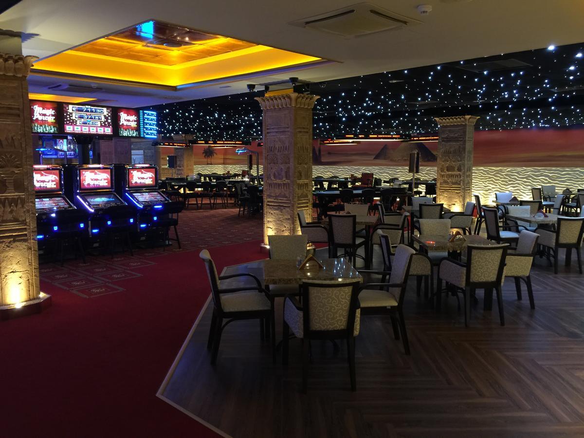 斯特拉兹尼海军上将赌场酒店 斯特拉日尼 外观 照片