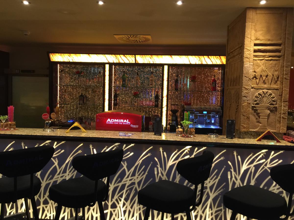 斯特拉兹尼海军上将赌场酒店 斯特拉日尼 外观 照片